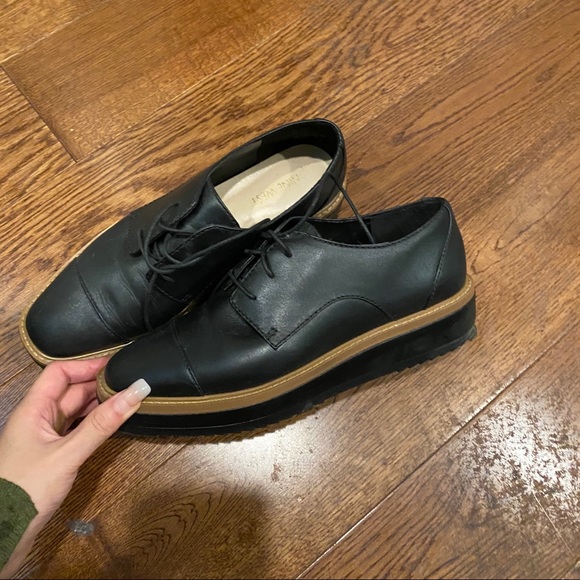 Nine west flat - Picture 2 of 2